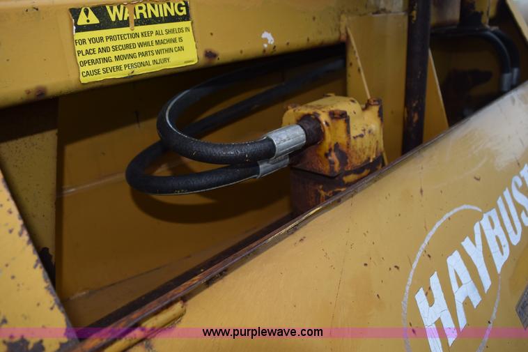 image for item K6180 1988 HayBuster H1100 tub grinder