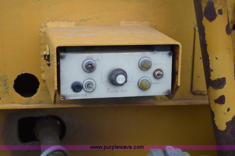 image for item K6180 1988 HayBuster H1100 tub grinder