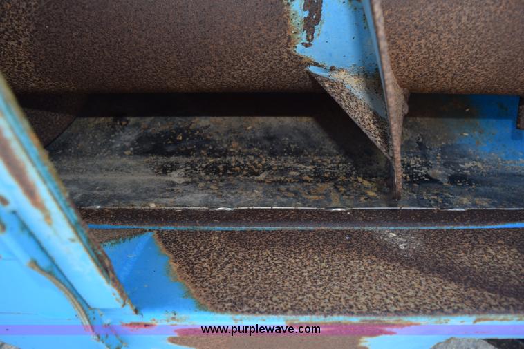 image for item K6189 2002 Shelbourne RVS22 header