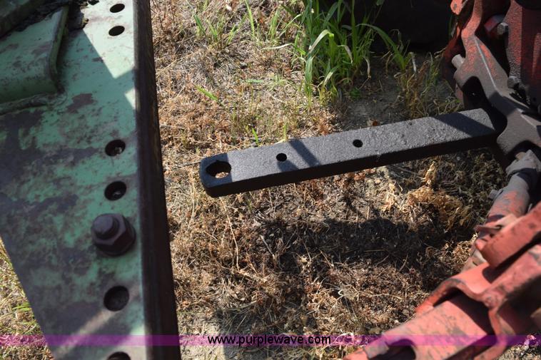 image for item K6246 Farmall 806 tractor