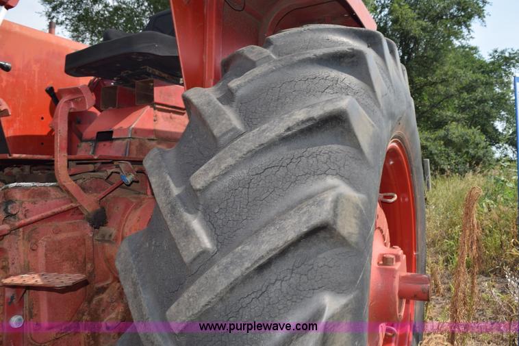 image for item K6246 Farmall 806 tractor