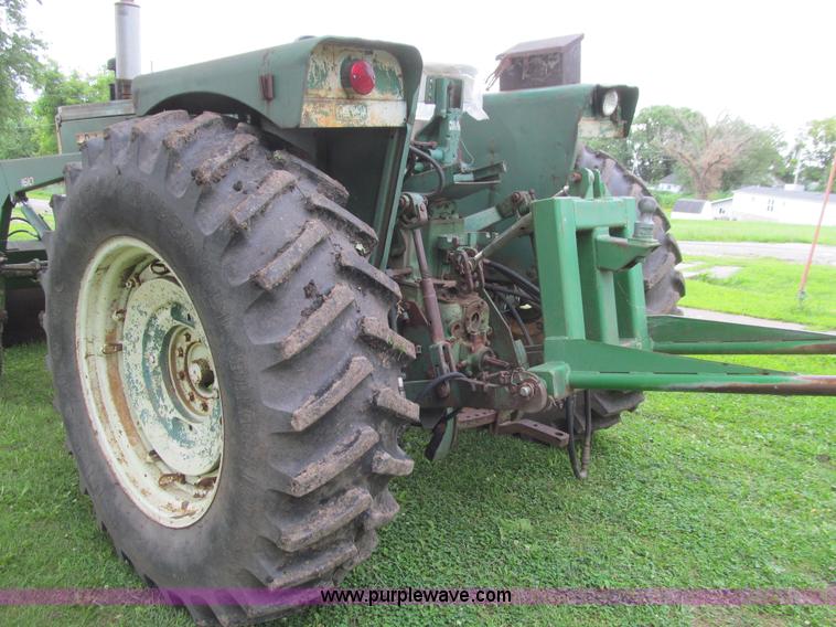 image for item K6258 Oliver 1850 tractor