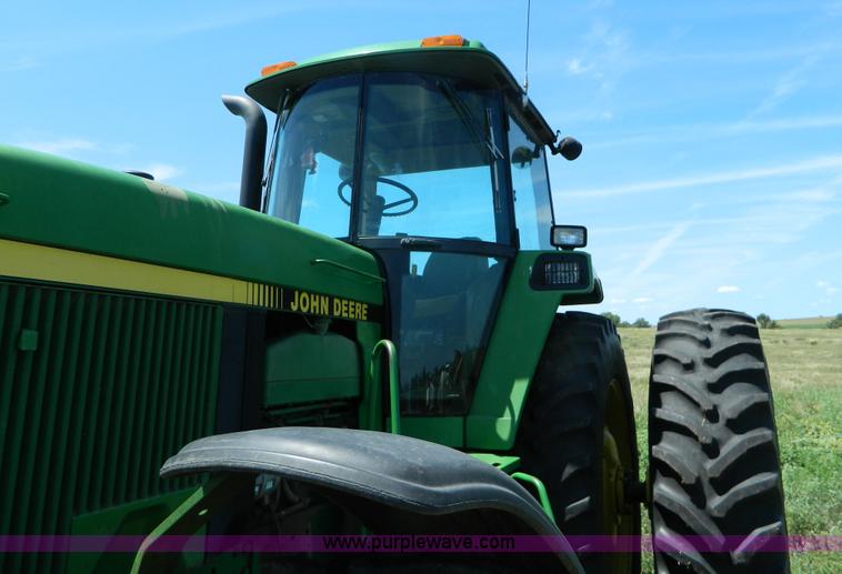image for item K8153 1992 John Deere 4760 MFWD tractor