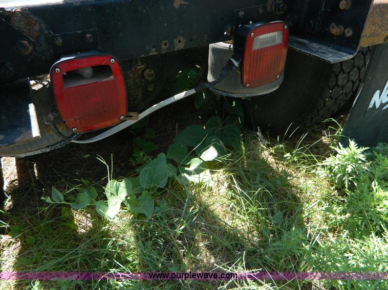 image for item K8163 1993 Freightliner FLD semi truck