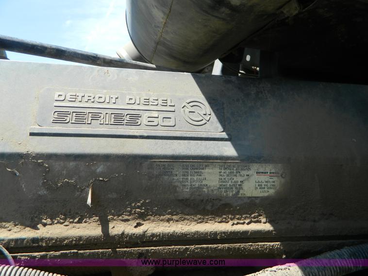 image for item K8163 1993 Freightliner FLD semi truck