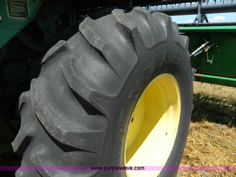image for item K8167 1980 John Deere 7720 Turbo combine