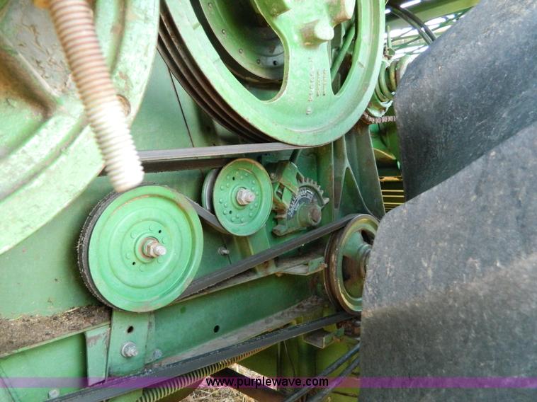 image for item K8167 1980 John Deere 7720 Turbo combine