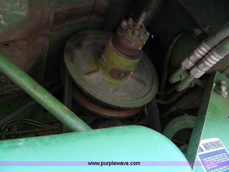 image for item K8167 1980 John Deere 7720 Turbo combine