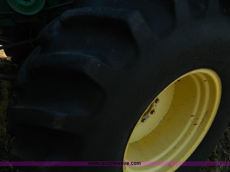 image for item K8167 1980 John Deere 7720 Turbo combine