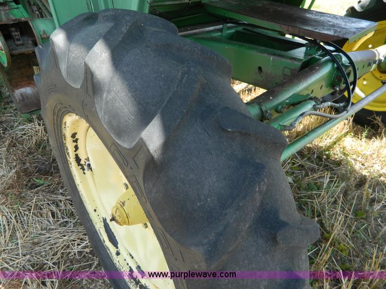 image for item K8167 1980 John Deere 7720 Turbo combine