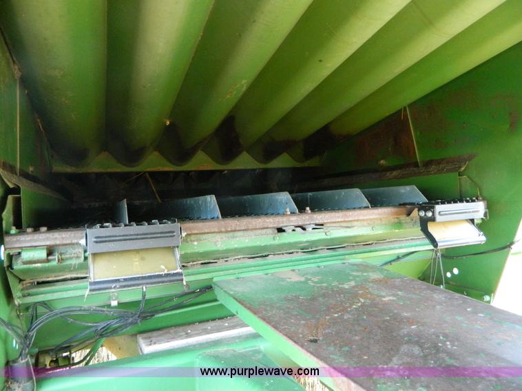 image for item K8167 1980 John Deere 7720 Turbo combine