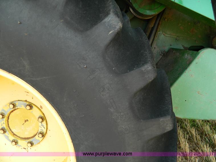 image for item K8167 1980 John Deere 7720 Turbo combine