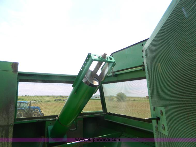 image for item K8167 1980 John Deere 7720 Turbo combine