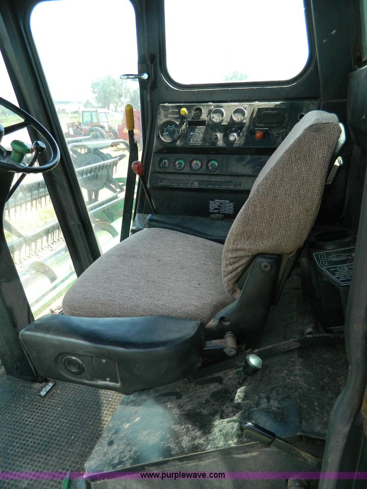 image for item K8167 1980 John Deere 7720 Turbo combine