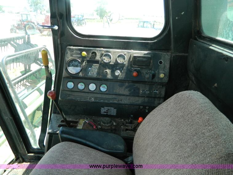 image for item K8167 1980 John Deere 7720 Turbo combine