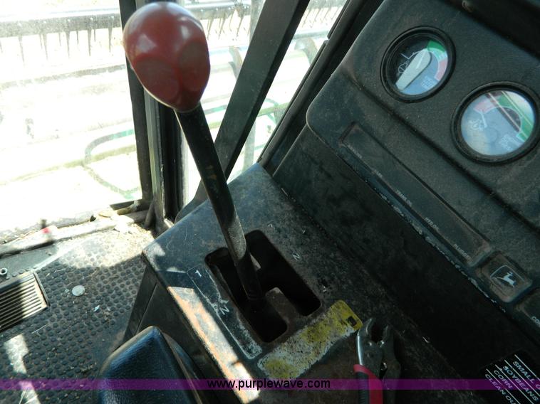 image for item K8167 1980 John Deere 7720 Turbo combine