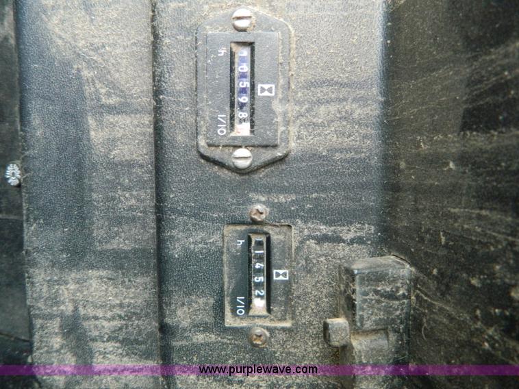 image for item K8167 1980 John Deere 7720 Turbo combine