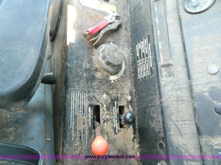 image for item K8167 1980 John Deere 7720 Turbo combine