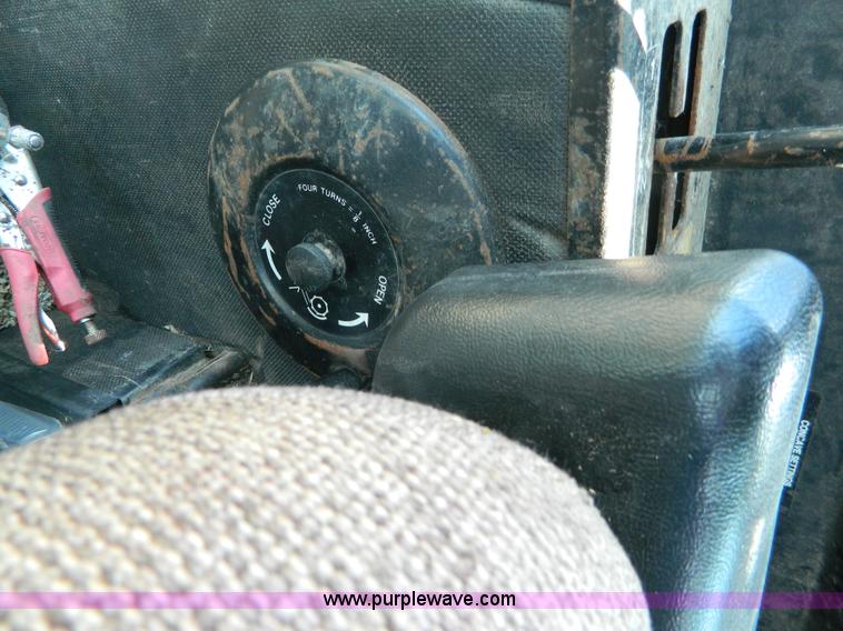 image for item K8167 1980 John Deere 7720 Turbo combine