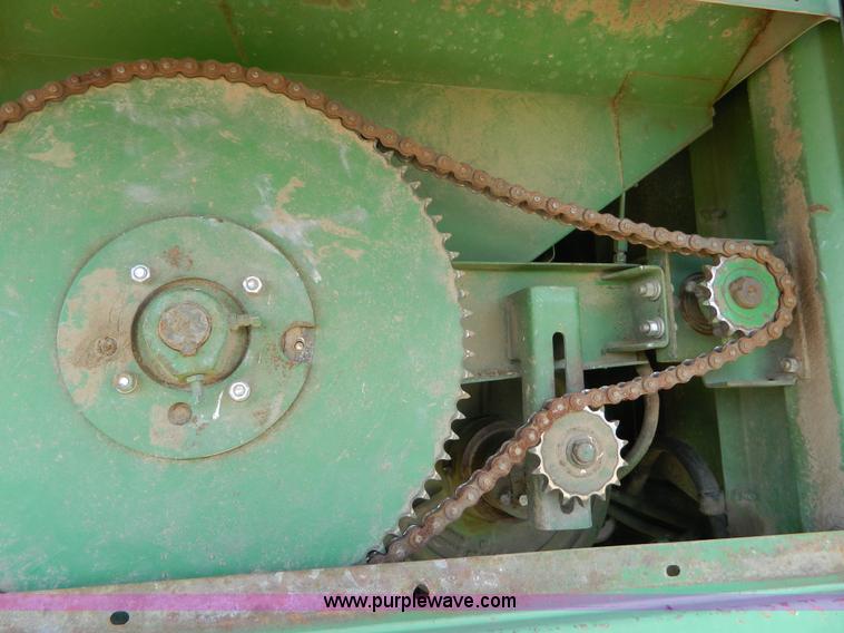 image for item K8167 1980 John Deere 7720 Turbo combine