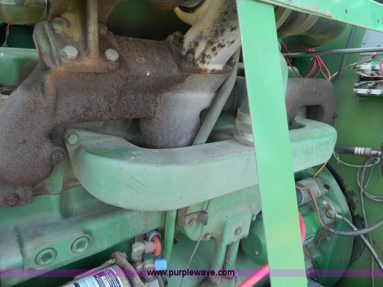 image for item K8167 1980 John Deere 7720 Turbo combine