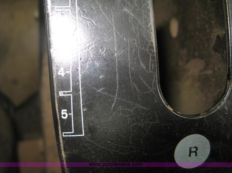 image for item K8715 2001 AGCO Willmar Eagle 8500 self-propelled sprayer