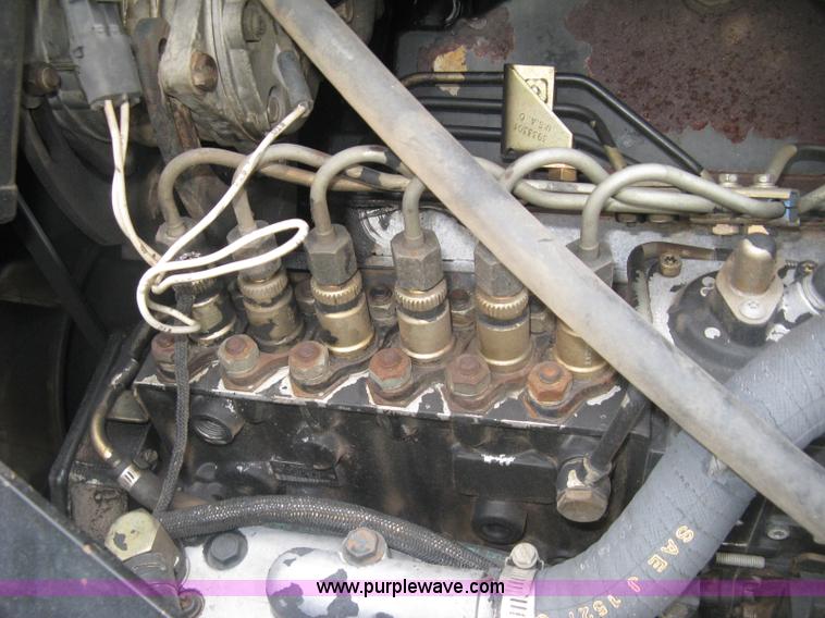 image for item K8715 2001 AGCO Willmar Eagle 8500 self-propelled sprayer