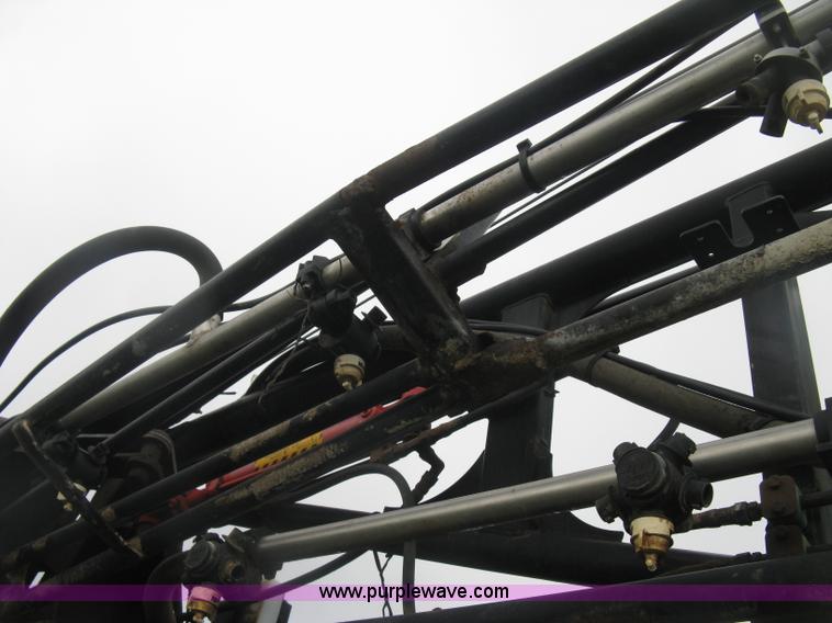 image for item K8715 2001 AGCO Willmar Eagle 8500 self-propelled sprayer