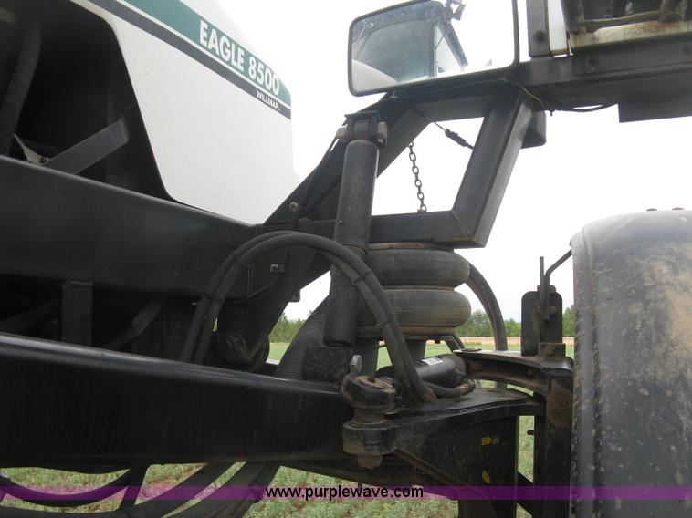 image for item K8715 2001 AGCO Willmar Eagle 8500 self-propelled sprayer