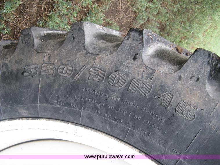 image for item K8715 2001 AGCO Willmar Eagle 8500 self-propelled sprayer