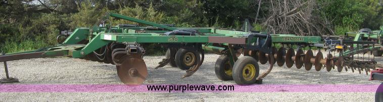 image for item K8731 John Deere 510 disk ripper