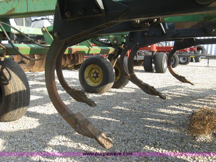 image for item K8731 John Deere 510 disk ripper