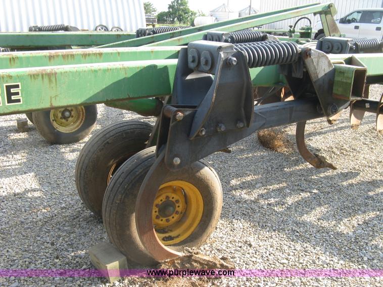 image for item K8731 John Deere 510 disk ripper