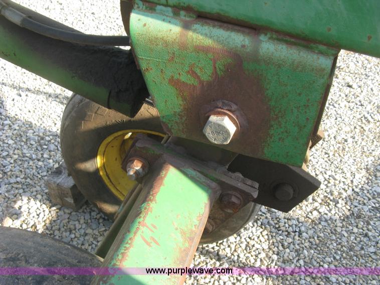 image for item K8731 John Deere 510 disk ripper