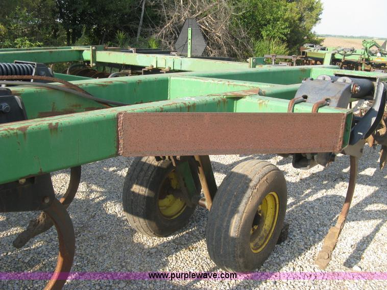 image for item K8731 John Deere 510 disk ripper