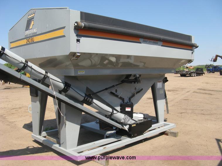 image for item K8742 CrustBuster Speed King 240GAS 240BU seed tender