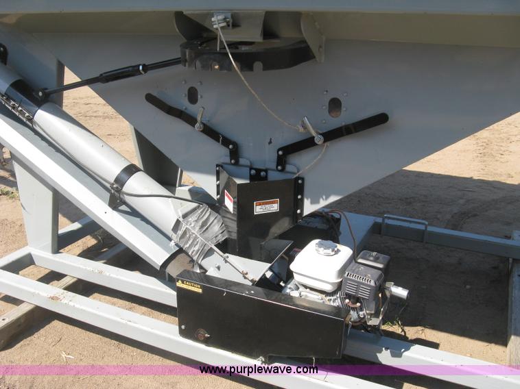 image for item K8742 CrustBuster Speed King 240GAS 240BU seed tender