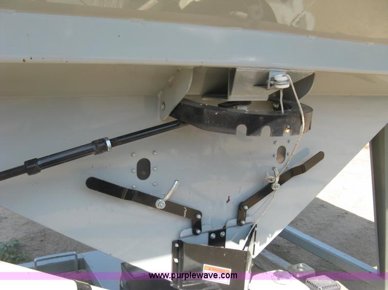 image for item K8742 CrustBuster Speed King 240GAS 240BU seed tender