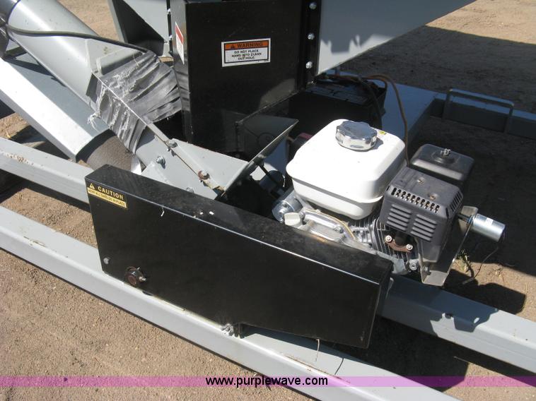 image for item K8742 CrustBuster Speed King 240GAS 240BU seed tender