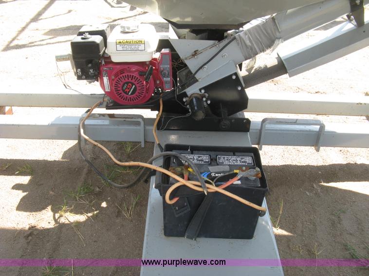 image for item K8742 CrustBuster Speed King 240GAS 240BU seed tender