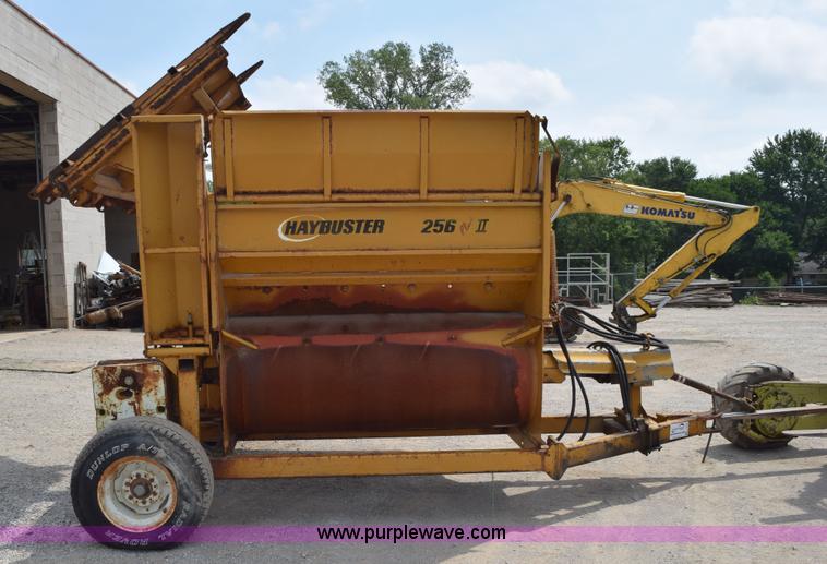 image for item L3495 HayBuster 256 Plus II bale processor