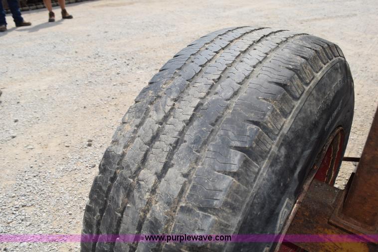 image for item L3495 HayBuster 256 Plus II bale processor