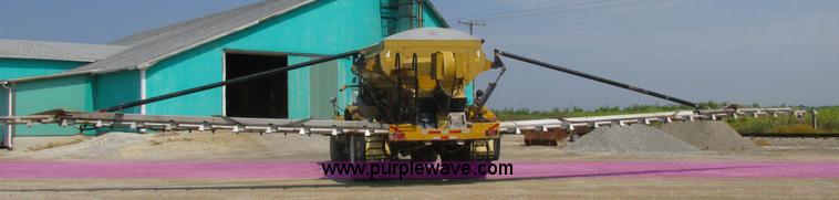 image for item L4016 2002 Ag-Chem TerraGator 8104 self-propelled applicator