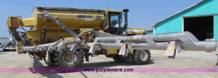 image for item L4016 2002 Ag-Chem TerraGator 8104 self-propelled applicator