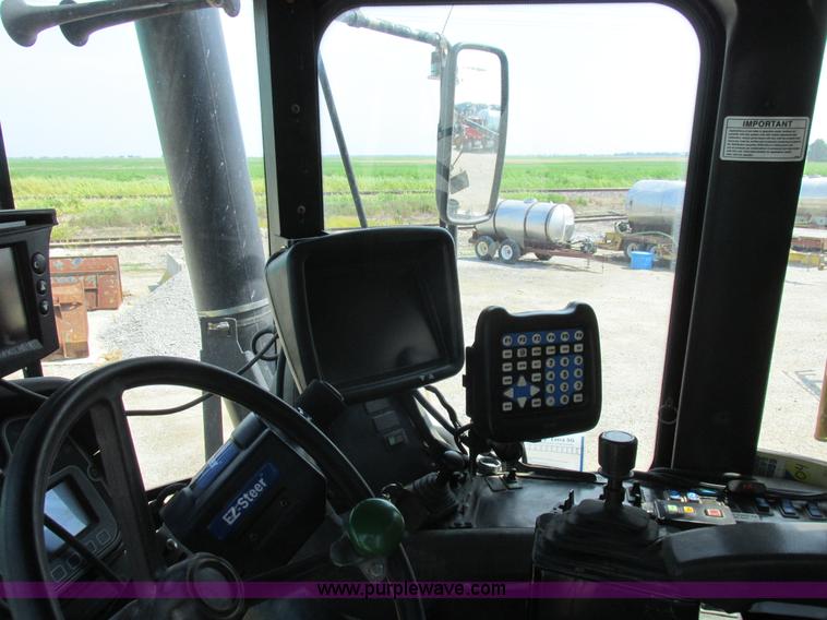 image for item L4016 2002 Ag-Chem TerraGator 8104 self-propelled applicator