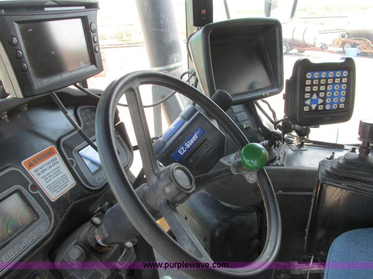 image for item L4016 2002 Ag-Chem TerraGator 8104 self-propelled applicator