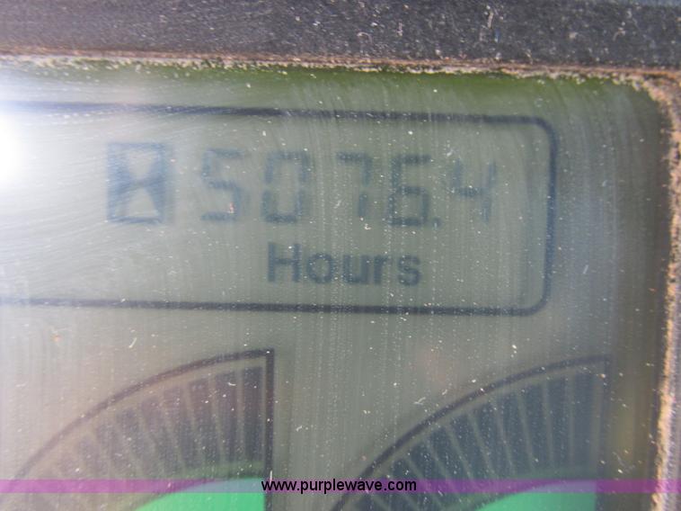 image for item L4016 2002 Ag-Chem TerraGator 8104 self-propelled applicator