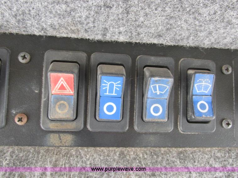 image for item L4016 2002 Ag-Chem TerraGator 8104 self-propelled applicator