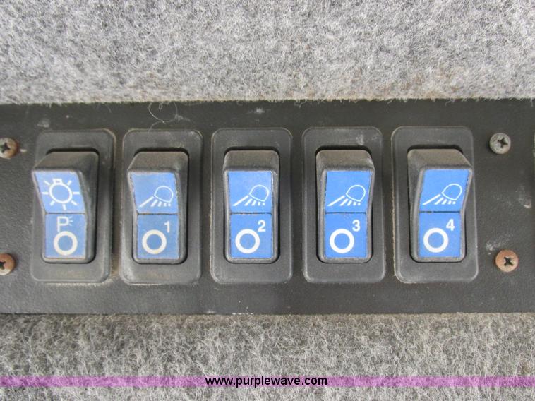 image for item L4016 2002 Ag-Chem TerraGator 8104 self-propelled applicator