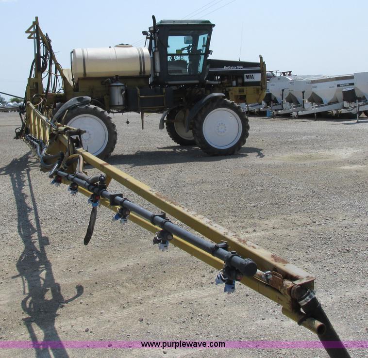 image for item L4017 1996 Ag-Chem RoGator 544 self-propelled sprayer